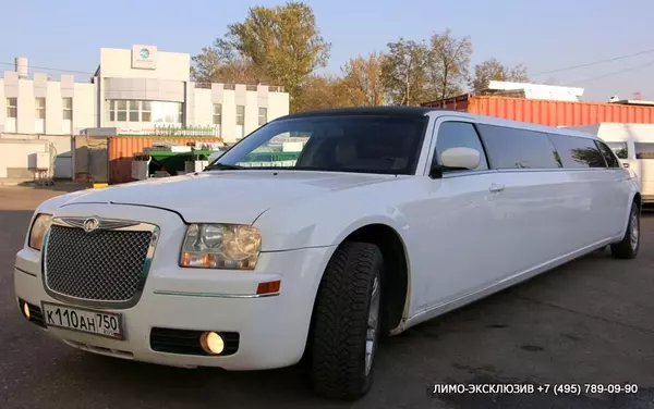 Лимузин Chrysler 300c (№ 110) Белый